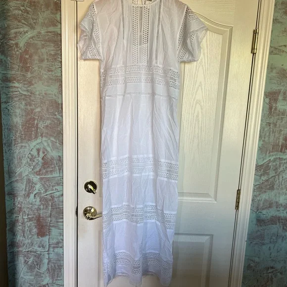 Banana Republic AURIENE LACE
MAXI DRESS - Picture 6 of 13